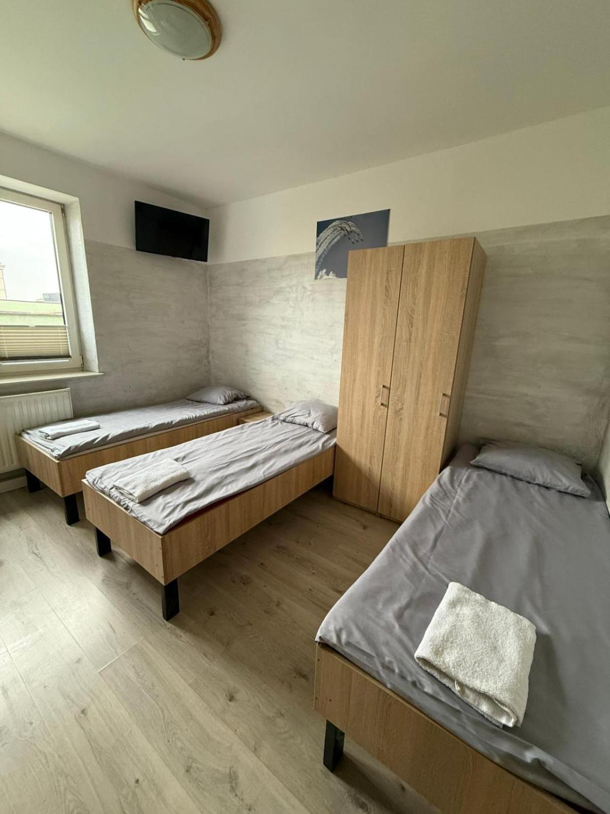 Hostel 拉多姆 外观 照片